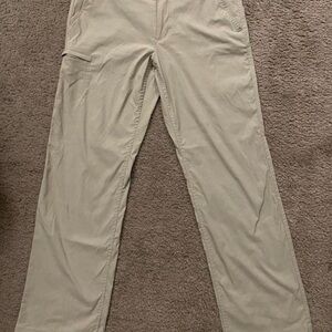 UB Tech 34X34 Khaki Gorpcore Straight Leg Classic Fit Lightweight Cargo Pants